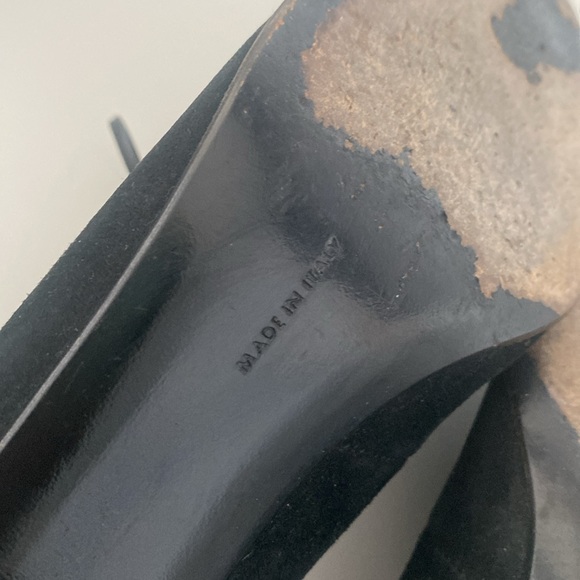 Vintage SALVATORE FERRAGAMO Shoes - Picture 6 of 9